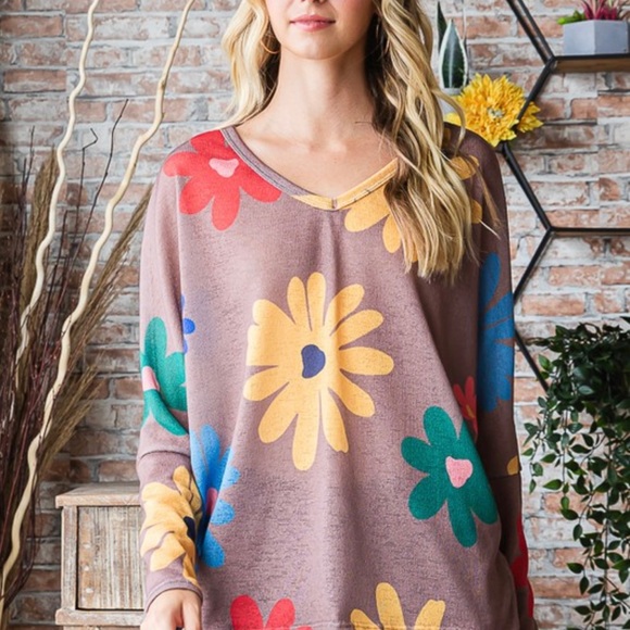 B129🌺Flirty+fun oversized mocha Daisy  on-trend top adds a happy vibe2every day - Picture 8 of 12